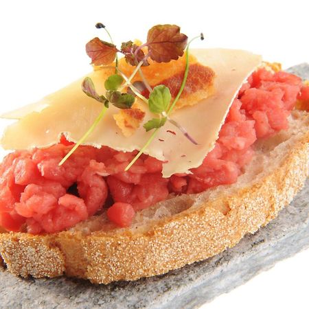 Hotel Cinzia Ristorante Christian E Manuel 베르첼리 외부 사진